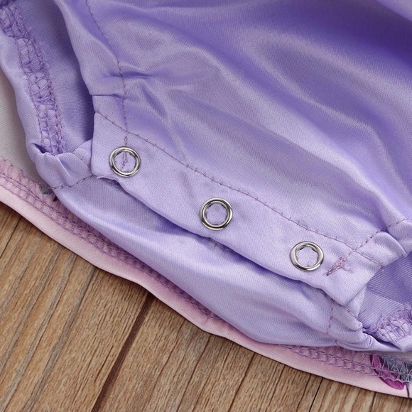 ✖️SOLD✖️Purple Floral Romper 💞RESTOCKED💞 - Picture 4 of 6